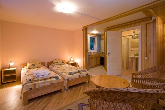 Eaklimu Kaimo Turizmo Sodyba Iesnale Guest House Babrungenai Ngoại thất bức ảnh